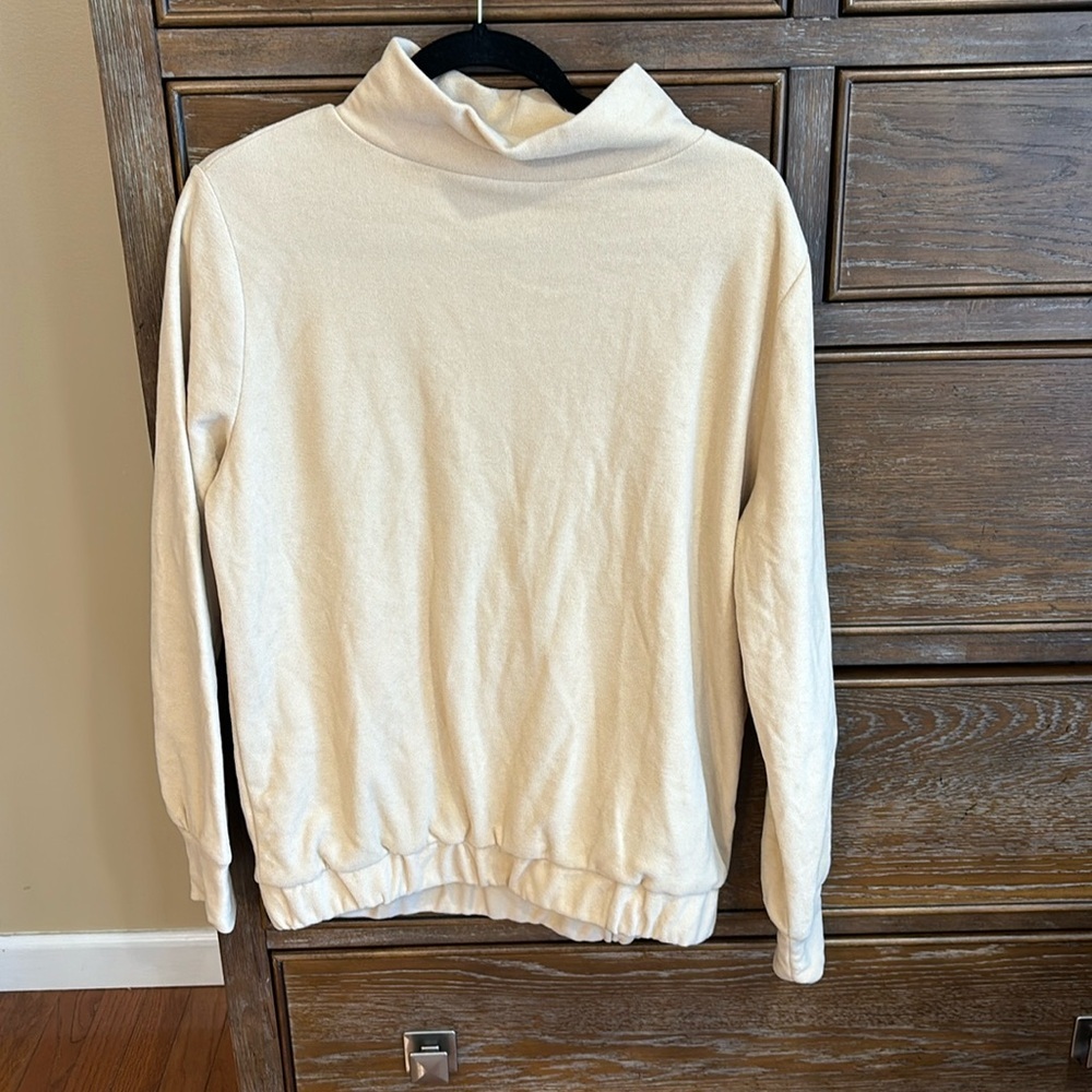 EUC DUDLEY STEPHENS 100% polyester PULLOVER - small